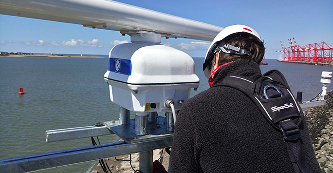 Application of radar for sustainable coastal resource use