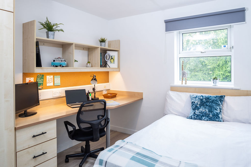 A Bronze Ensuite bedroom at Myrtle Court.