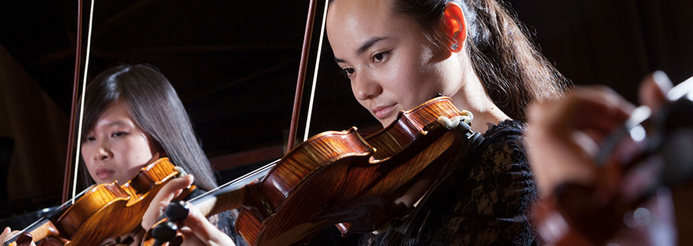 Students playing violin