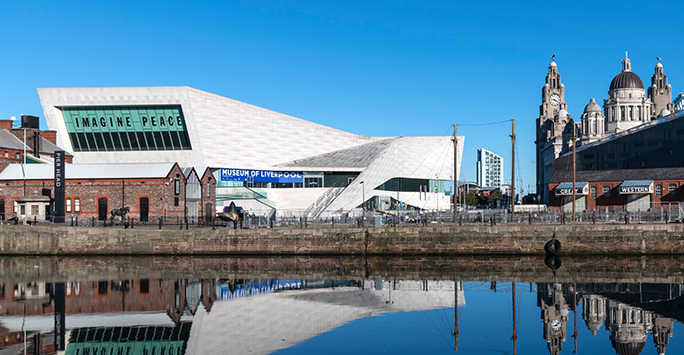 Liverpool waterfront and Liverpool Museum