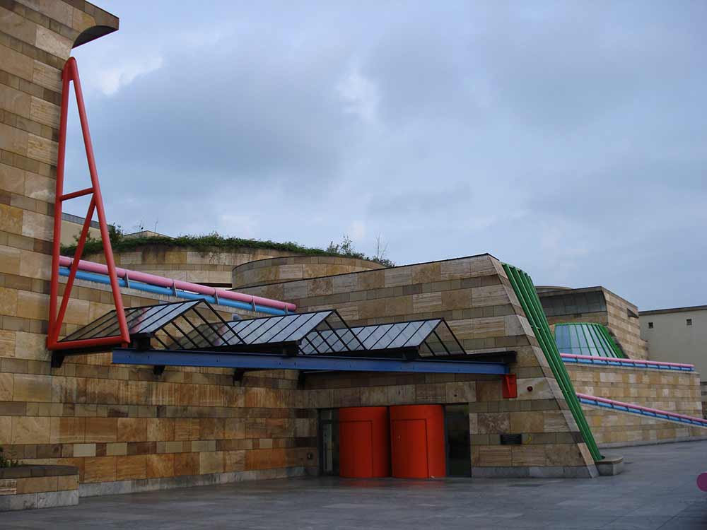 Staatsgalerie, Stuttgart. Image by Timothy Brown (CC BY 2.0)