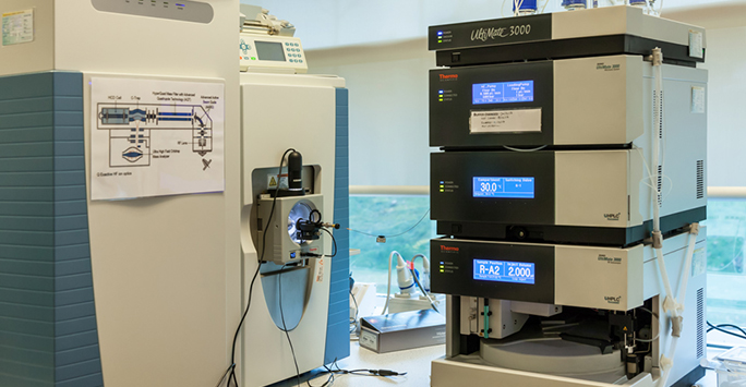 An image of equipment at the Centre for Proteome Research