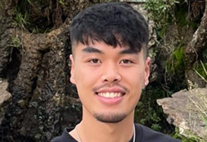Zipeng Li headshot