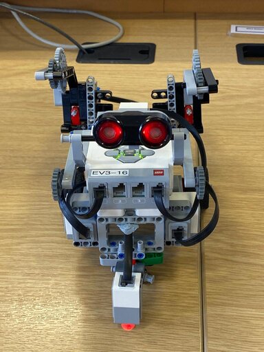 Image of one of the robots made by summer school students