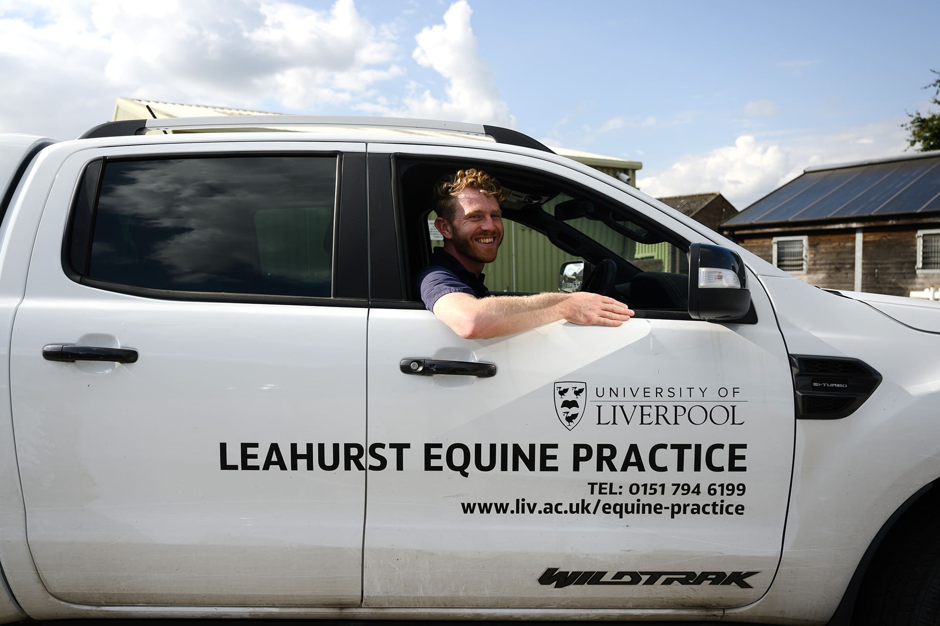 Leahurst equine practice car
