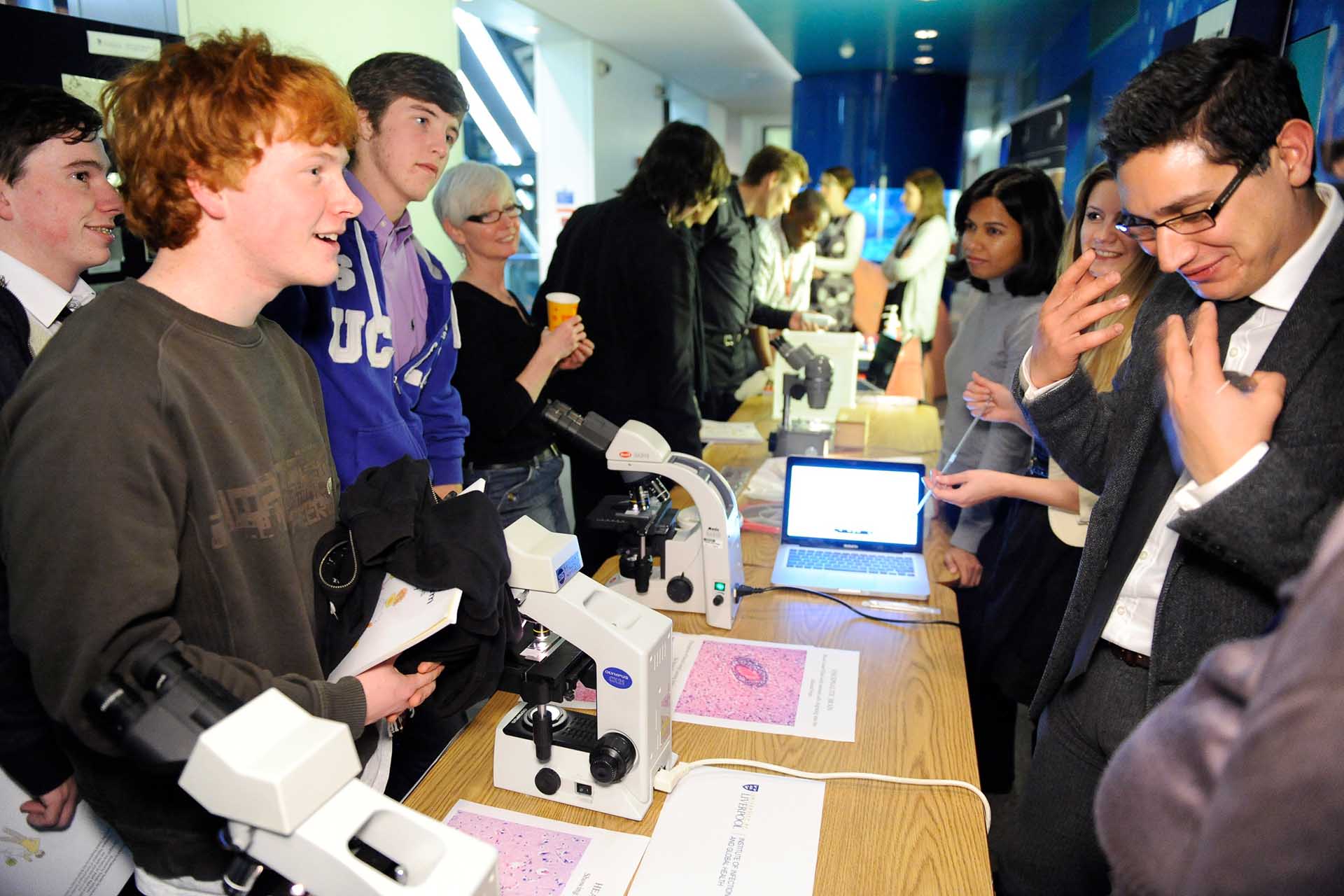Microscope demonstration at open event