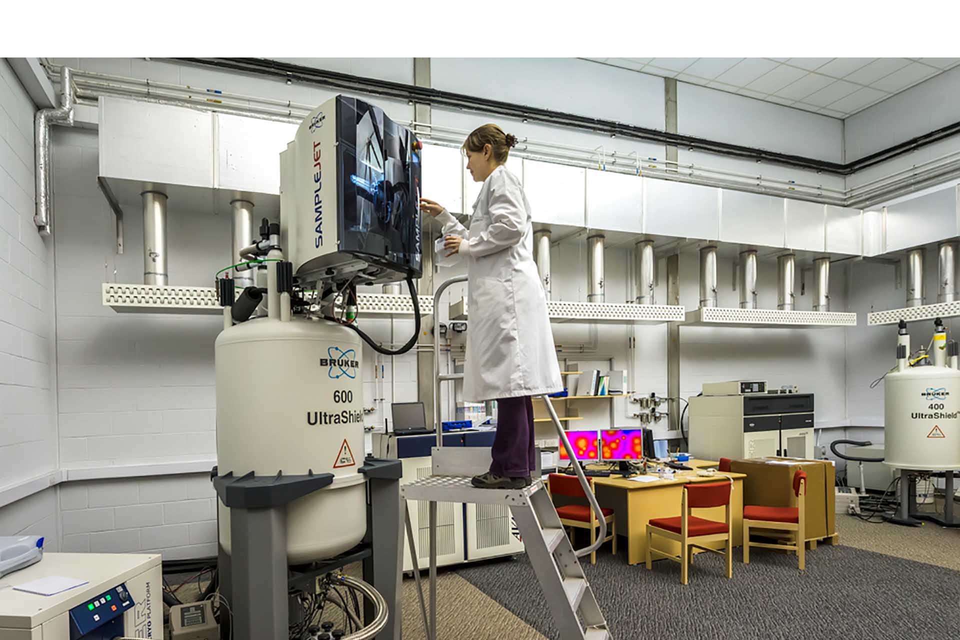 Researcher working in the NMR Centre for Structural Biology