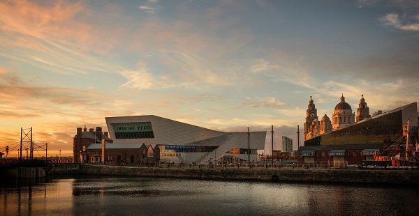 Liverpool skyline - photo by Charles Pragnell from Pexels	