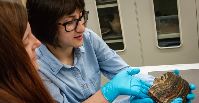 Students studying remains in the Garstang lab