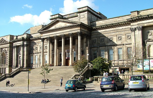 Liverpool Museum and Library taken on a sunny day