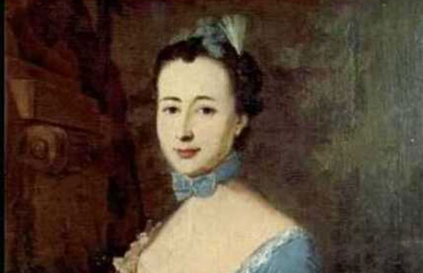 Women in 18th century dress