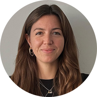 Photograph of Dr Fabrizia Cesarano with a circular crop