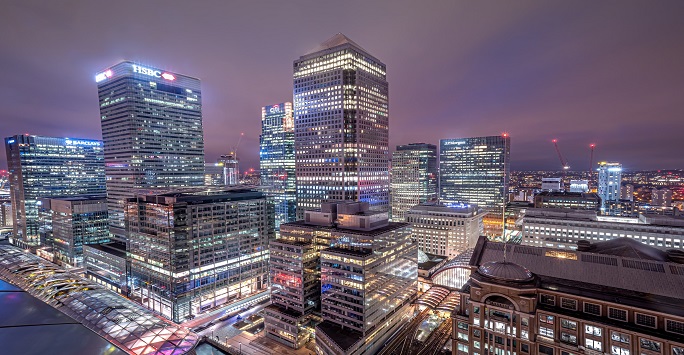 Canary Wharf by Alex Tai on UnSplash