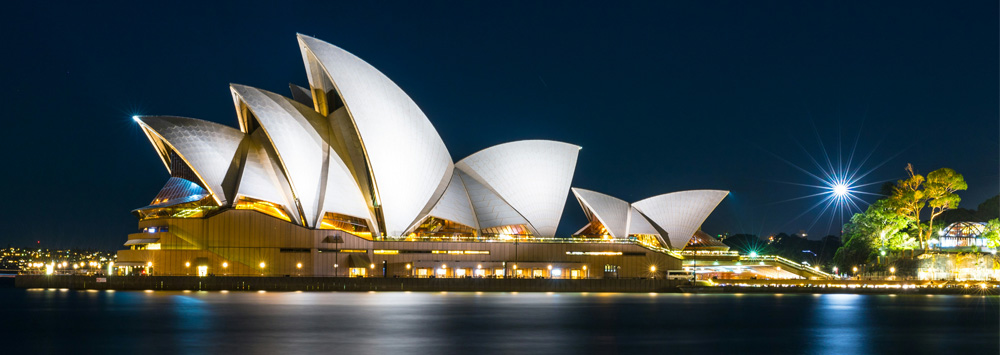 The Sydney Opera House at night