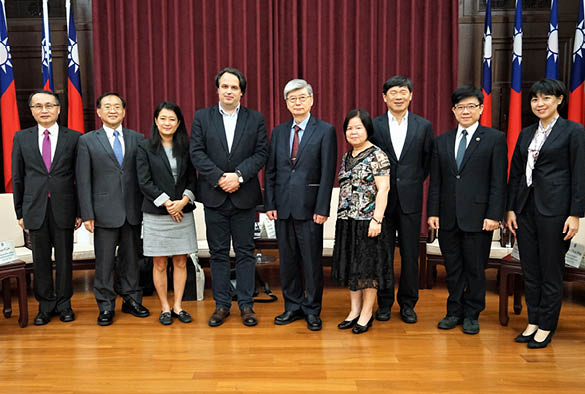 Valsamis attends Taiwan Constitution