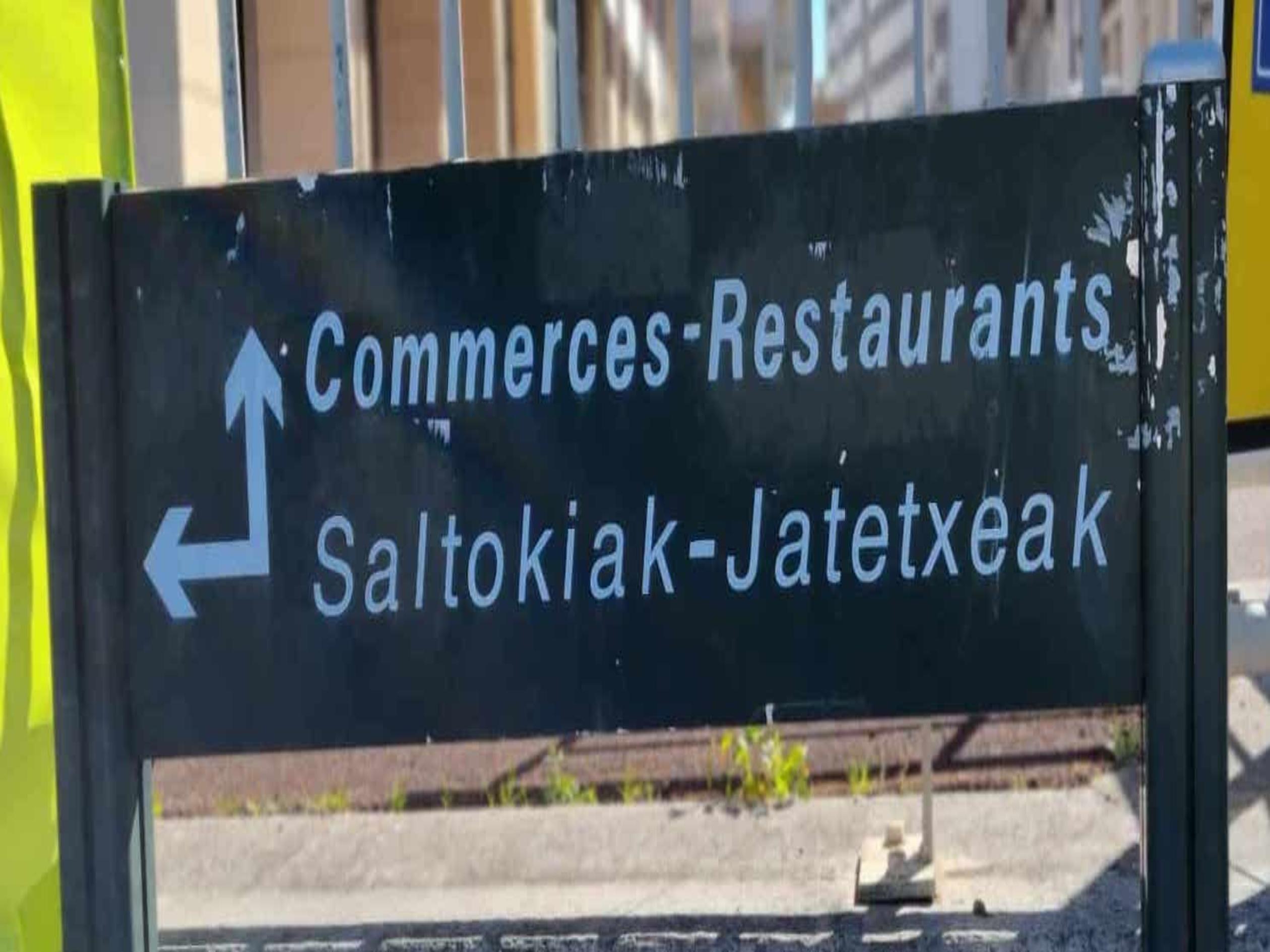 Street sign in French and Basque