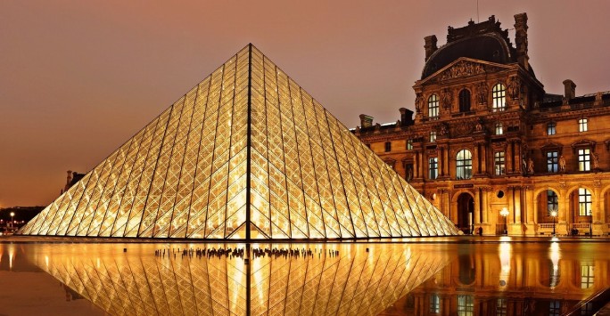 The Louvre (image by Pixabay, Pexels)