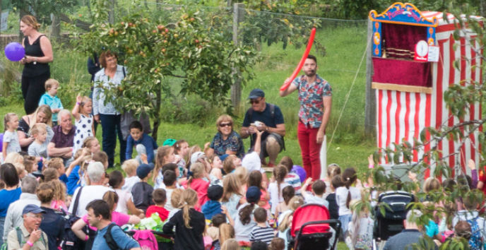 a live punch and judy show