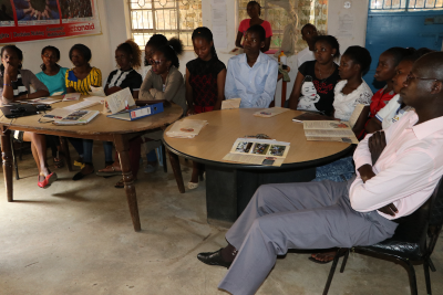 Community organisation ACTIVISTA during a meeting