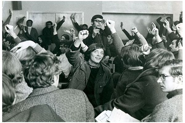 Pete Cresswell in the protest at Senate House, 1970.