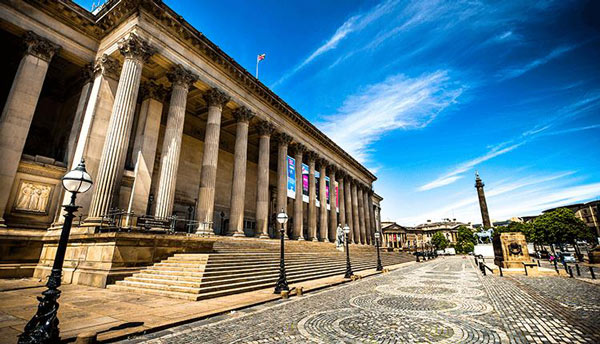 The exterior of St George's Hall in Liverpool