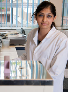 A female scientist in the lab