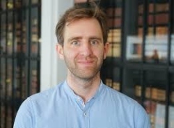 Dr Kaspar Beelen