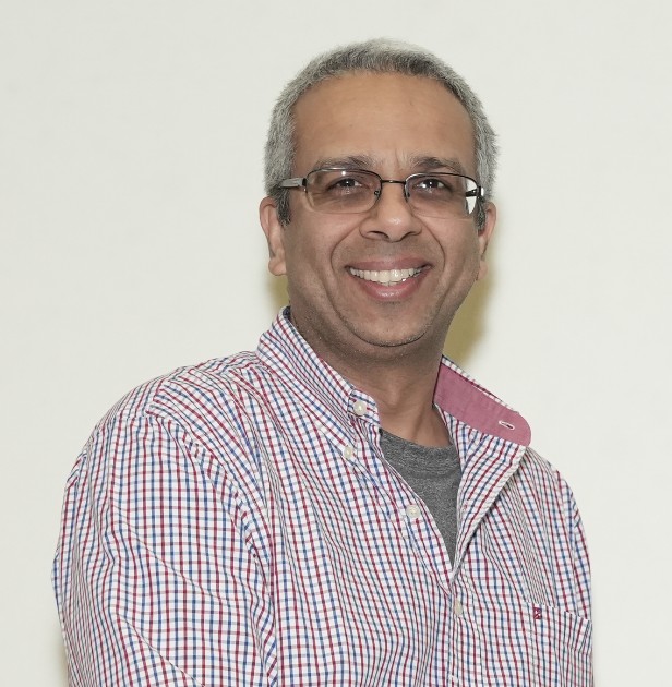 Headshot photograph of Professor Maulik Patel