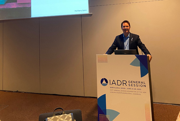 Prof Quinn presenting at IADR