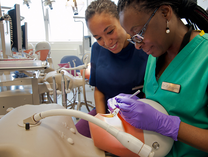 School of Dentistry - Demonstration