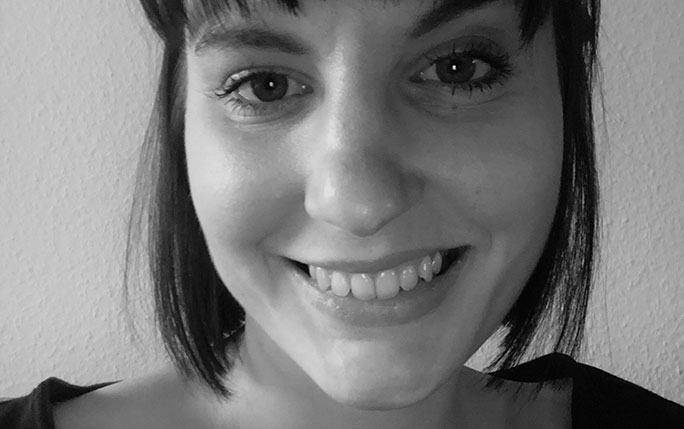 Dr Julia Zielke