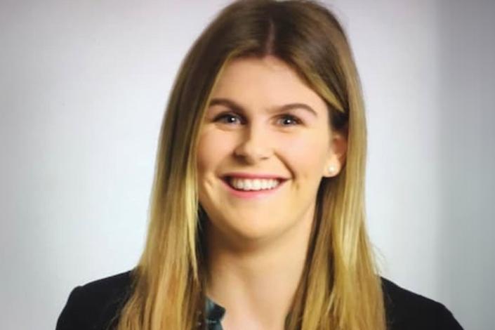Profile photograph of Beth Heron