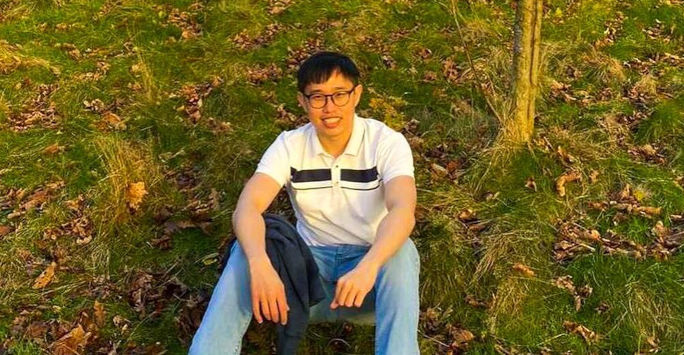 Student doctor Steven Toh in a park