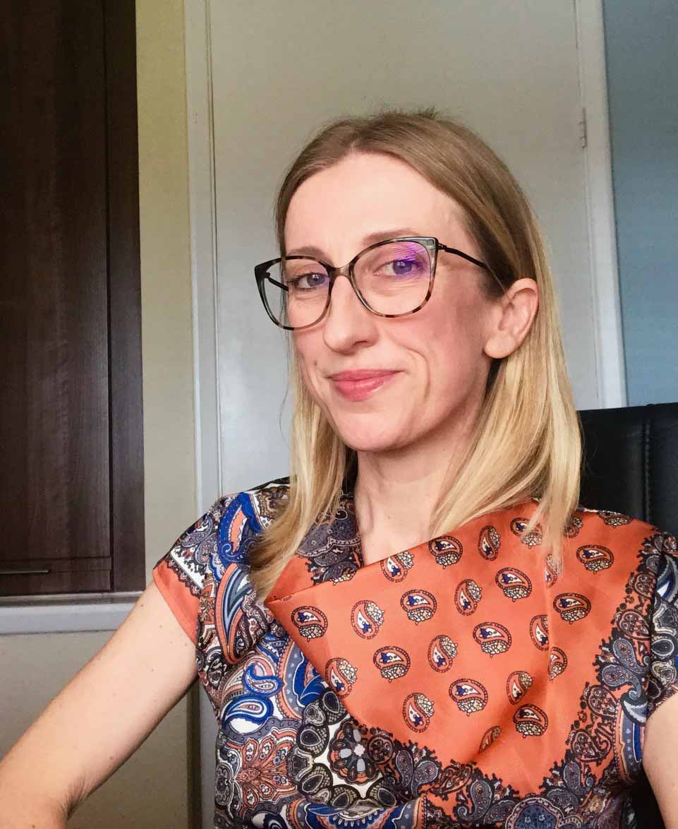 Photo of Dr Emma Moreton