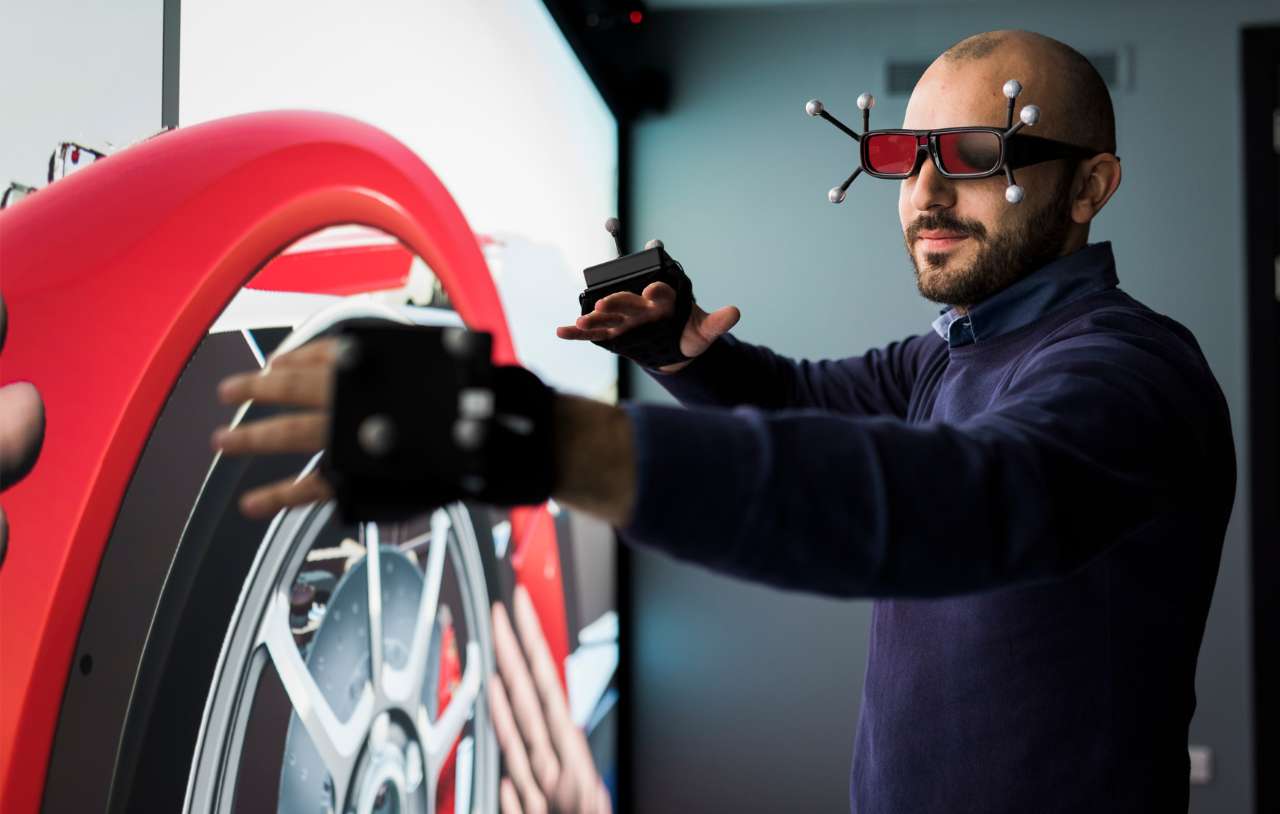 A demonstration of the VR facility in the Digital Innovation Facility