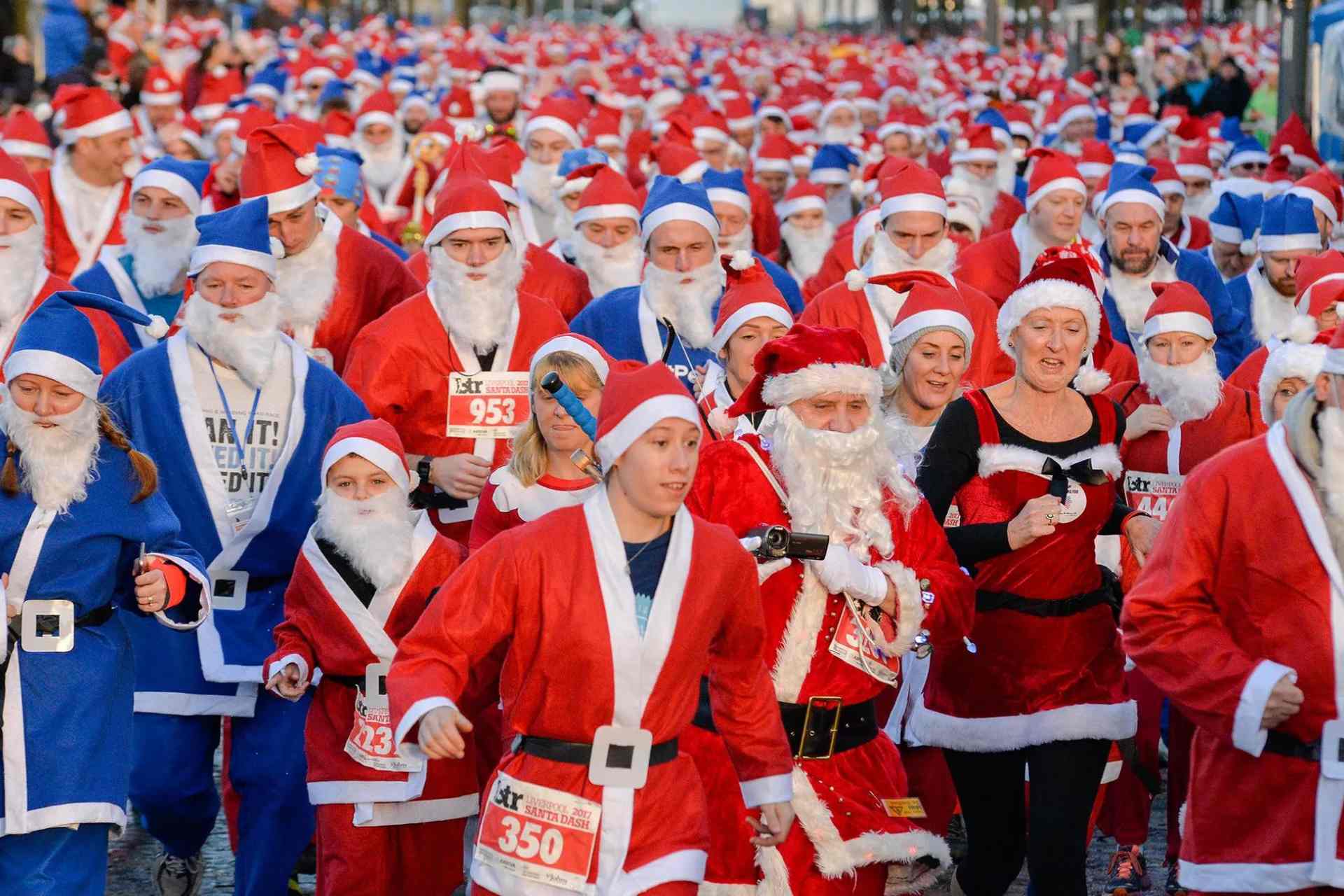 People running in The Santa Dash