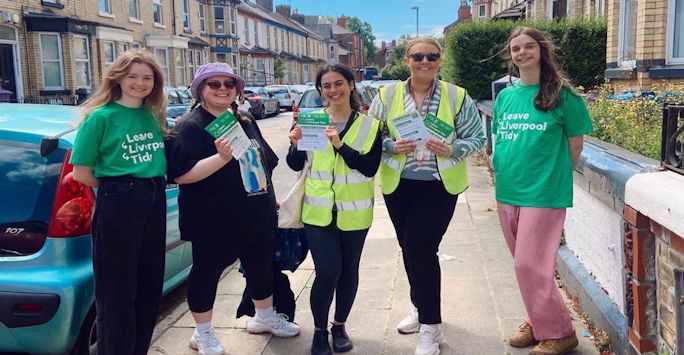 How our students help to Leave Liverpool Tidy 