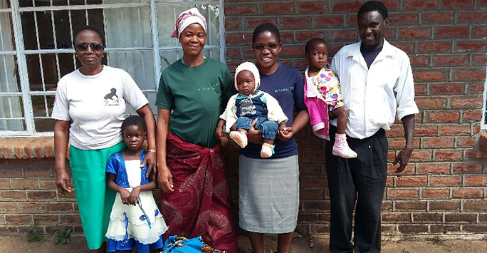 Family at vaccine clinic