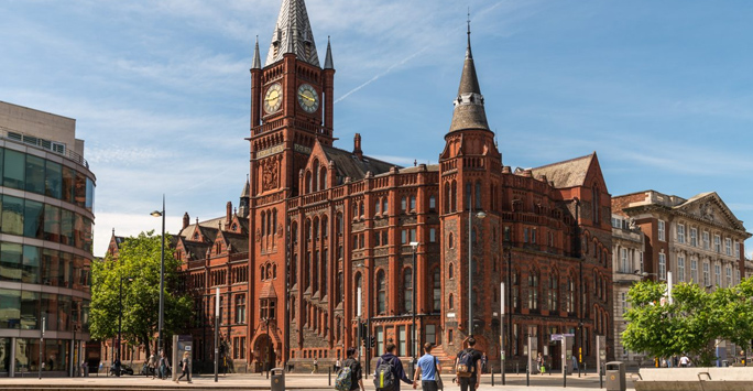 Exterior shot of the Victoria Gallery and Museum at the University of Liverpool