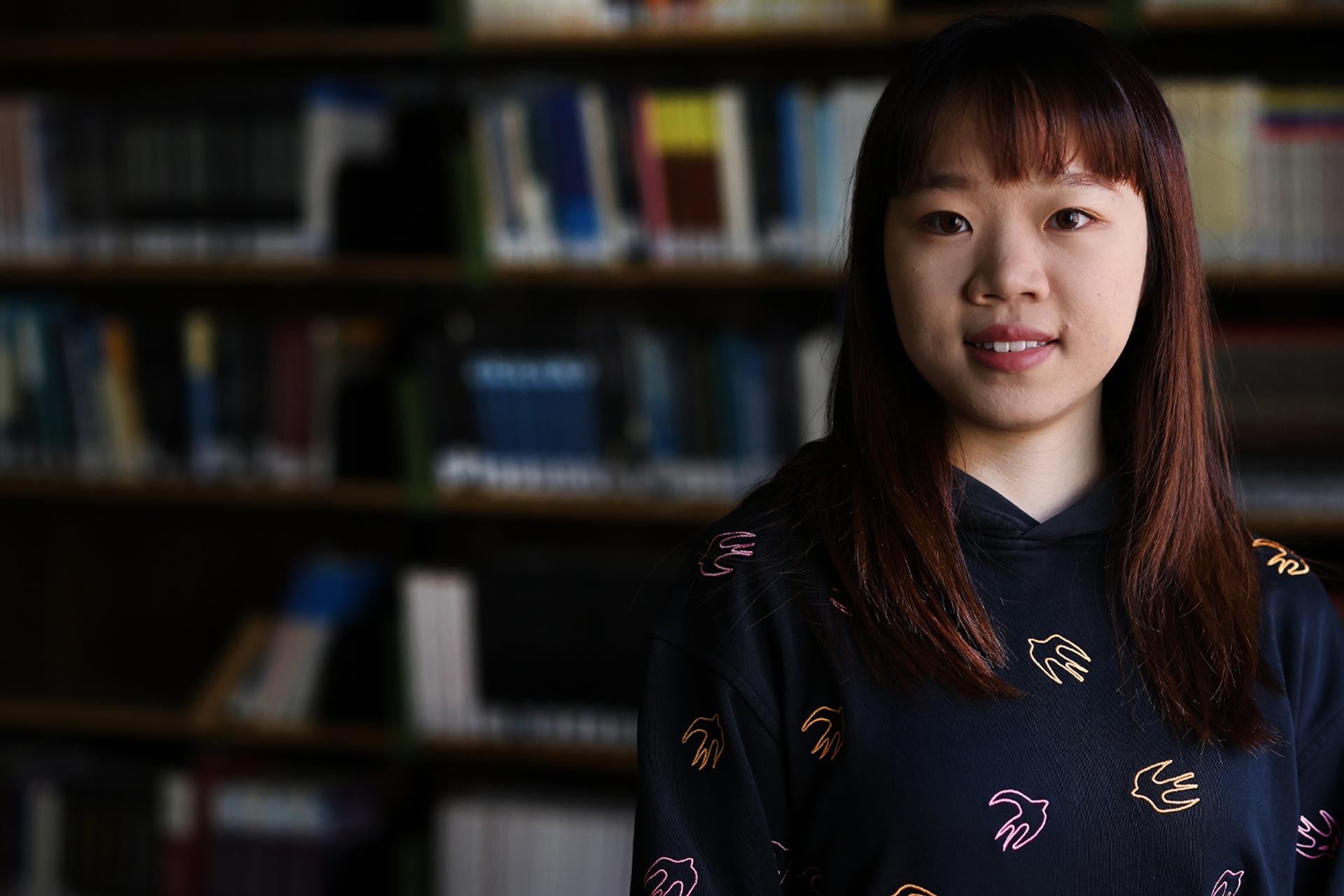 An XJTLU student in the Harold Cohen library
