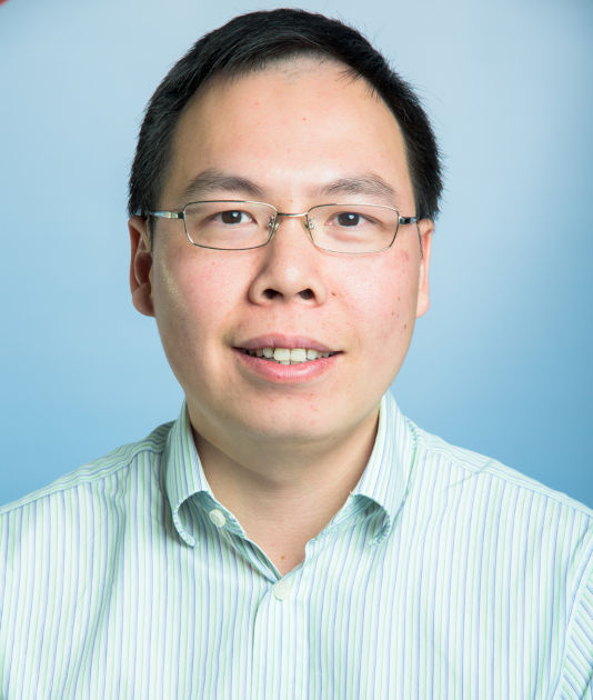 Dr David Hong headshot