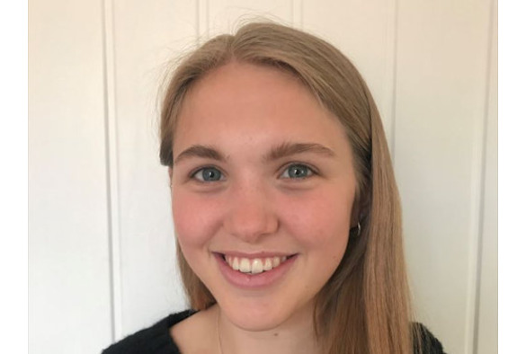 Erin Camlin headshot