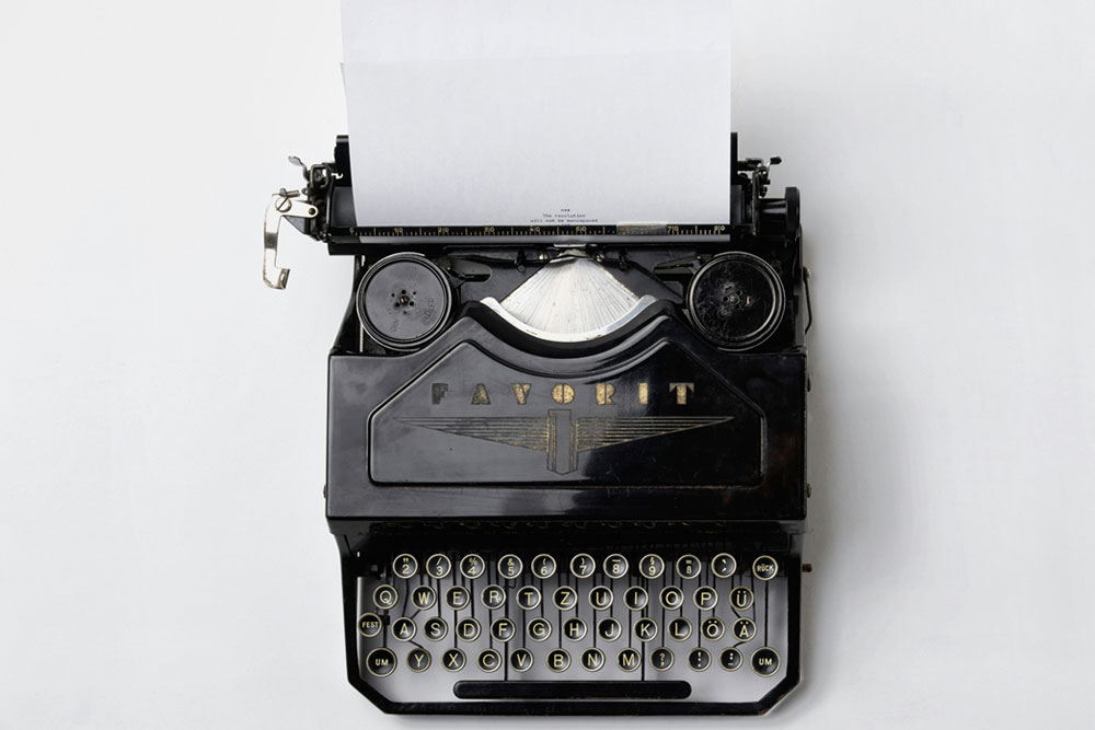 An old-fashioned typewriter