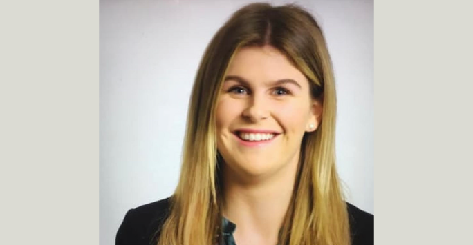 Profile photograph of Beth Heron