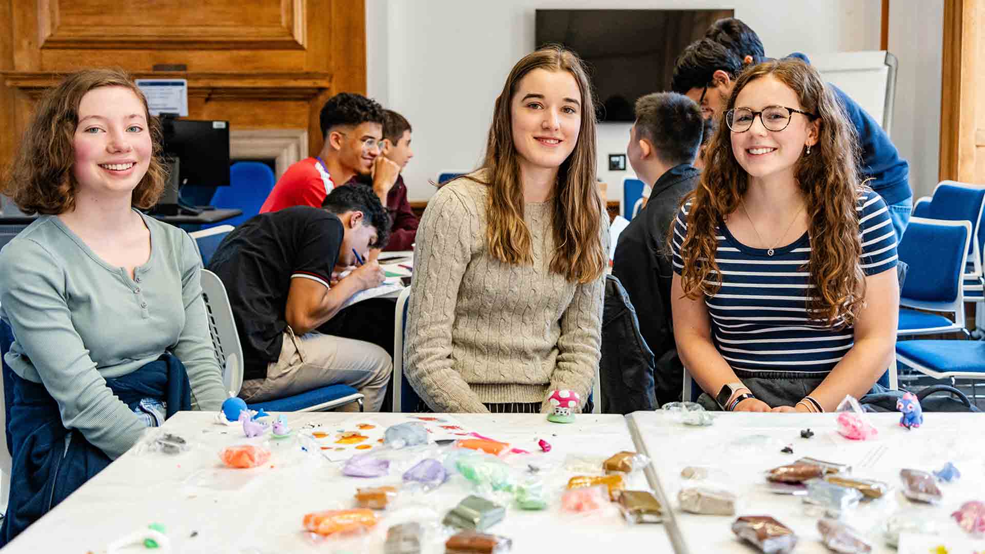 student doctors enjoy arts and crafts as part of a wellbeing afternoon