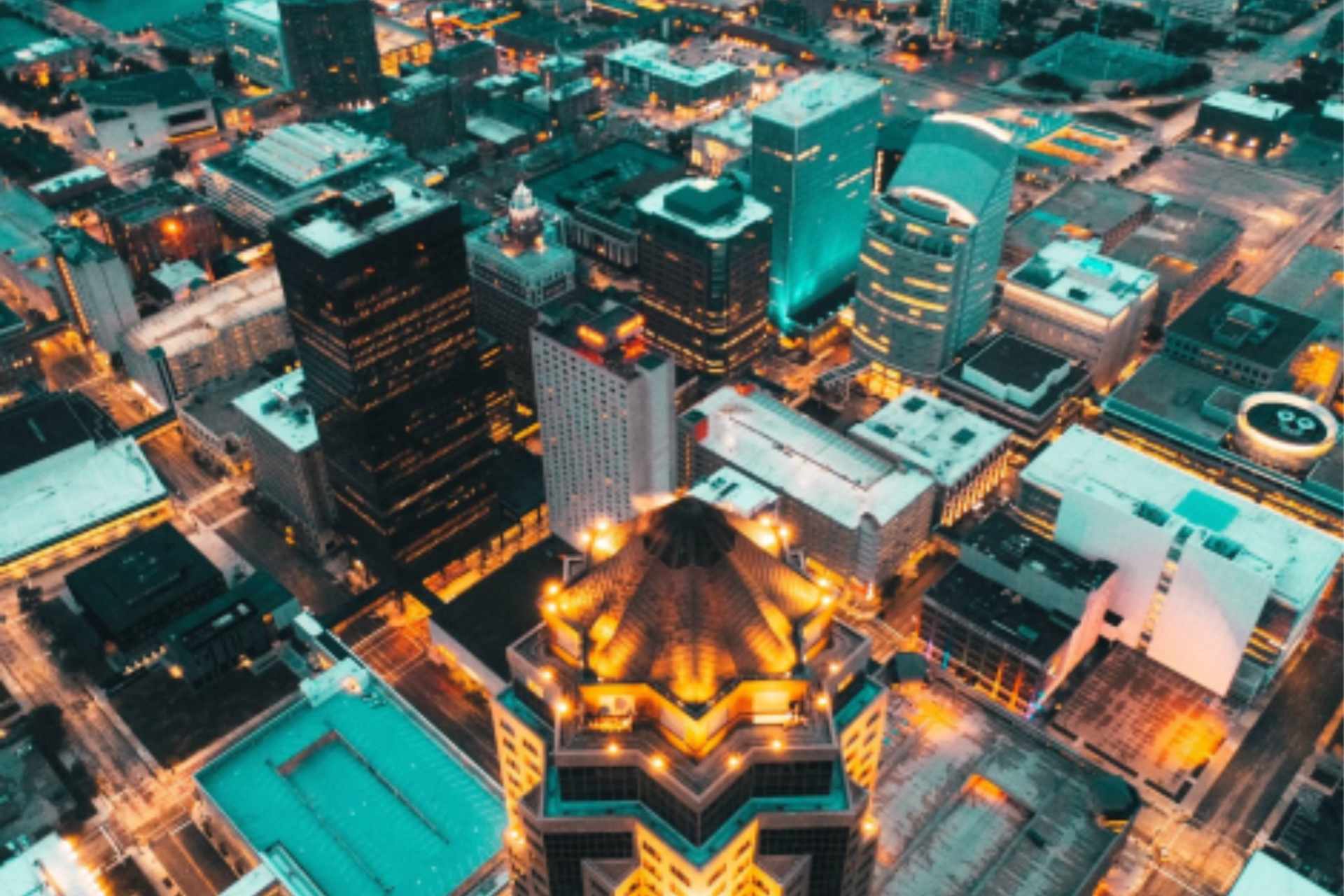 Photo of city at night
