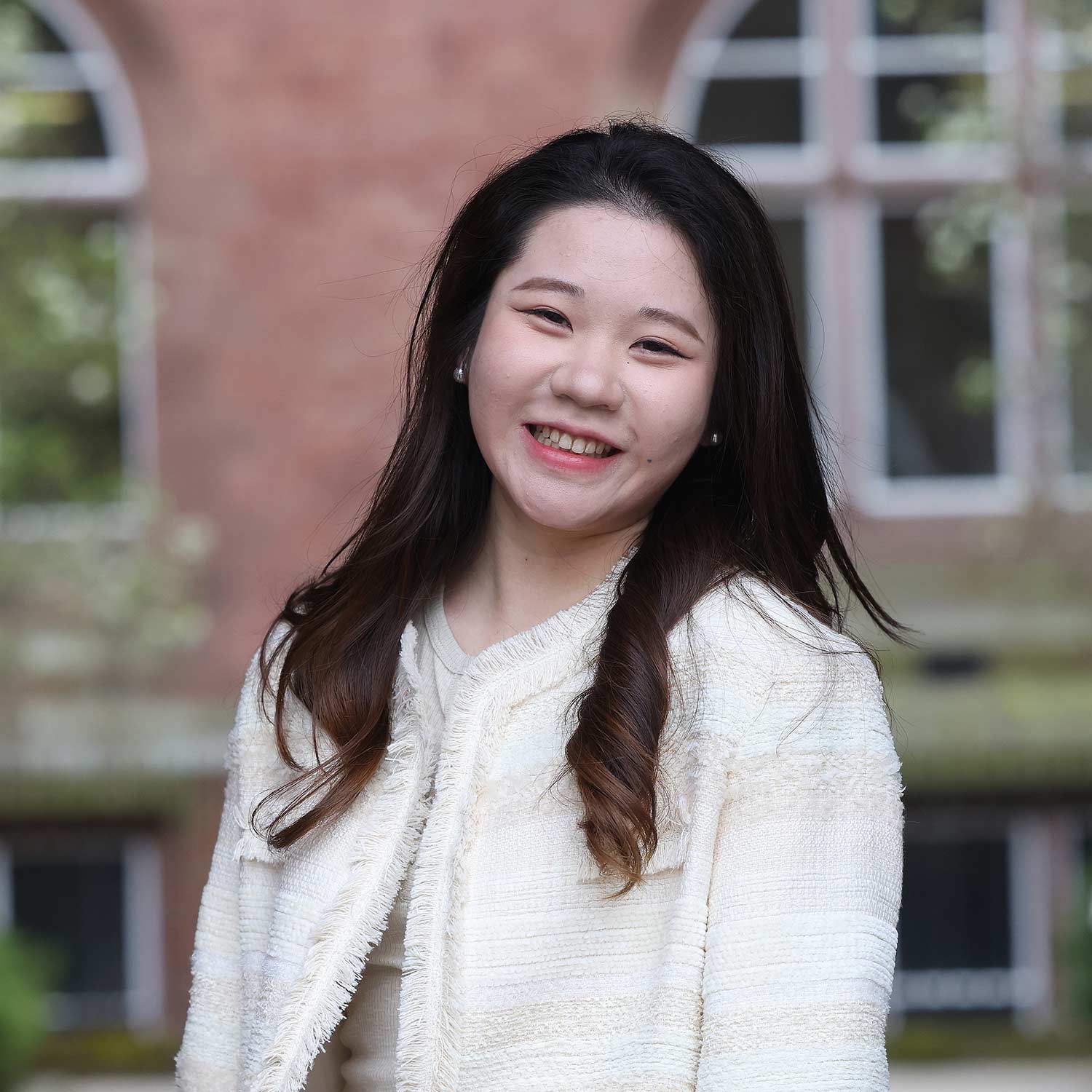 Eva Cheng