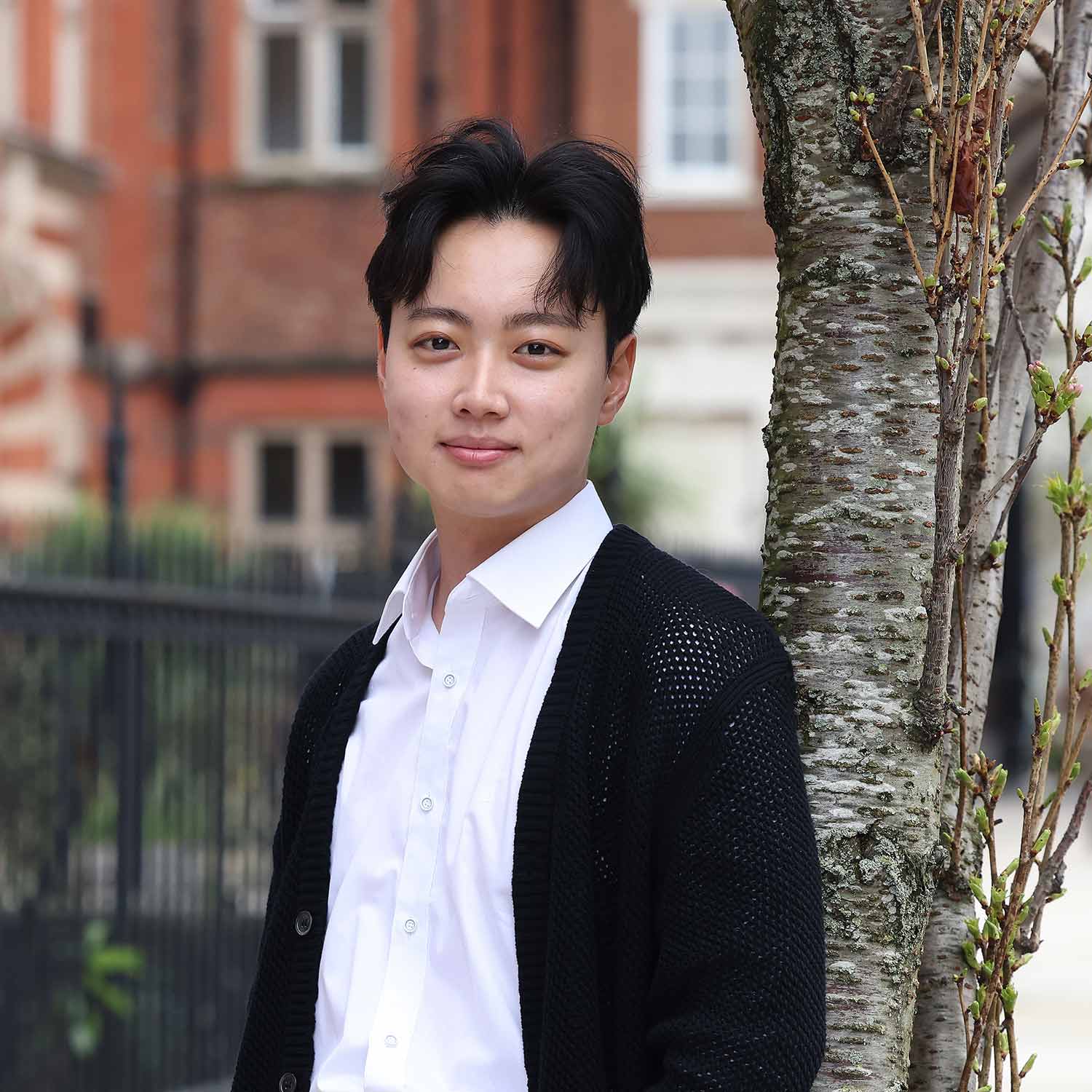 Jeongwook Lee