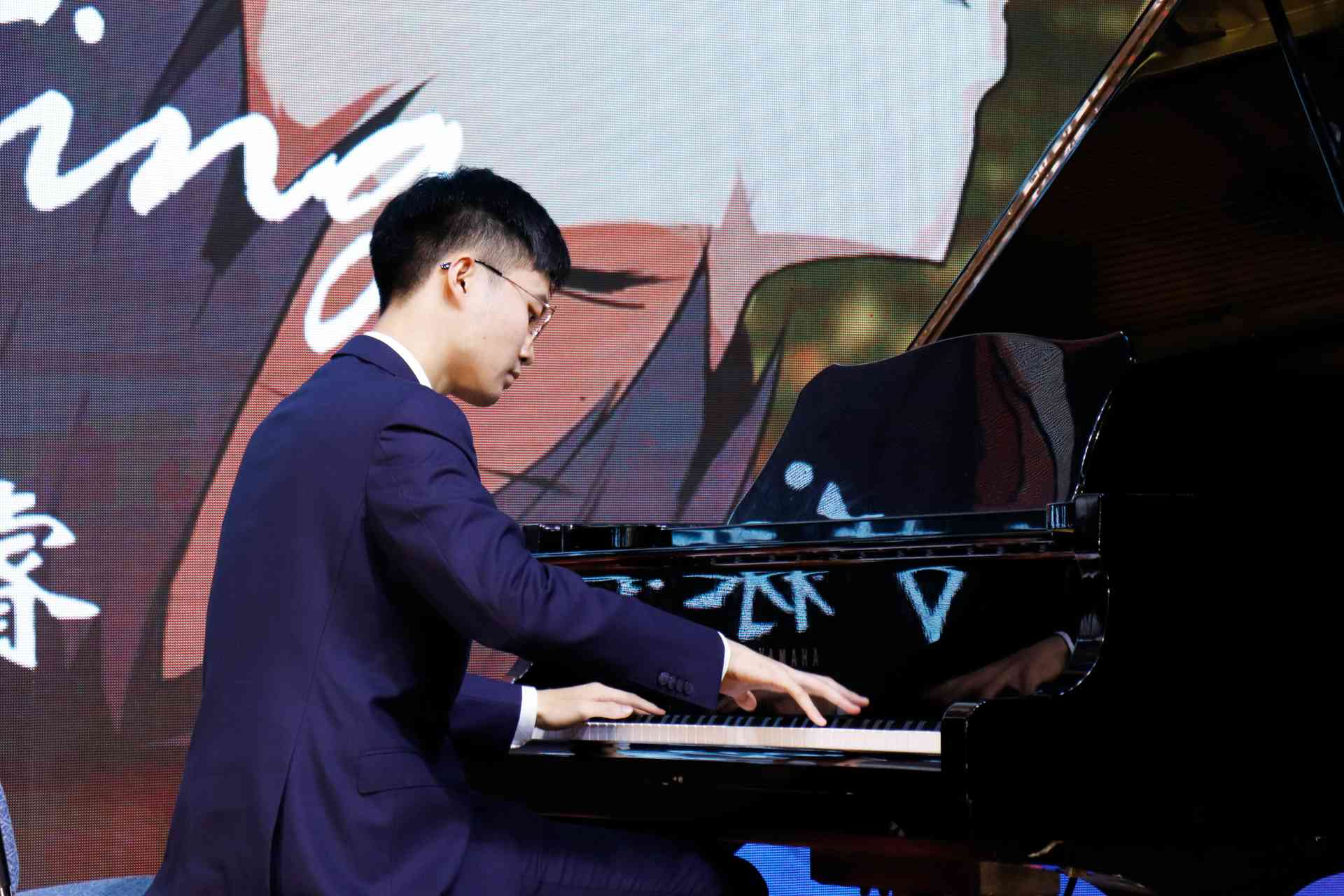 Student Zherui Lin.